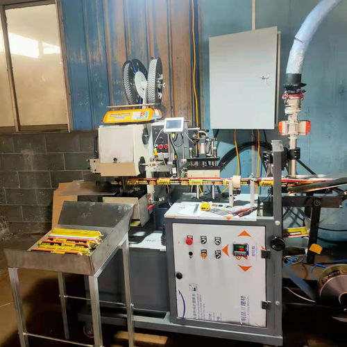 新型玻璃膠灌裝設備與原料包裝機械的創(chuàng)新應用與發(fā)展趨勢